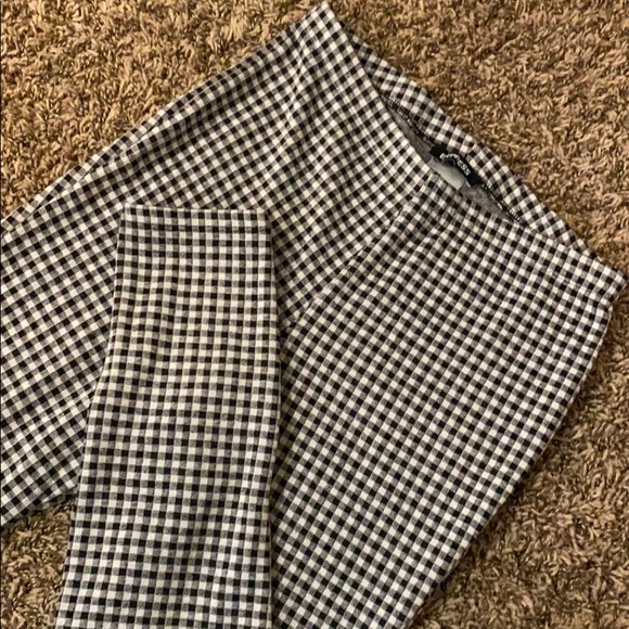 Express pants - Picture 3 of 3